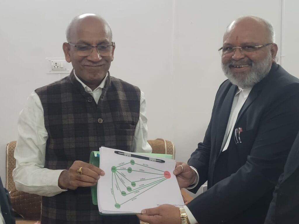 हरदा को इंदौर खंडपीठ से जोड़ने जबलपुर हाईकोर्ट के प्रशासनिक न्यायाधीश को सौंपा ज्ञापन 1 IMG 20260228 WA0214