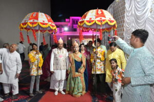 हरदा में पंचकल्याणक महोत्सव का उल्लास: जैन दम्पत्ति की हुई भव्य गोदभराई, अयोध्या नगरी सा सजा अजमेरा भवन 8 DSC 0781