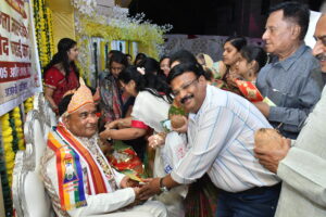 हरदा में पंचकल्याणक महोत्सव का उल्लास: जैन दम्पत्ति की हुई भव्य गोदभराई, अयोध्या नगरी सा सजा अजमेरा भवन 5 DSC 1023