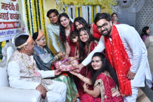 हरदा में पंचकल्याणक महोत्सव का उल्लास: जैन दम्पत्ति की हुई भव्य गोदभराई, अयोध्या नगरी सा सजा अजमेरा भवन 6 DSC 1081